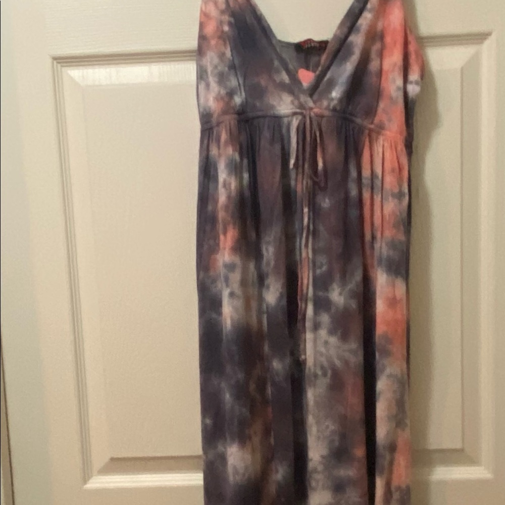 T party size large long maxi dress pink/grey